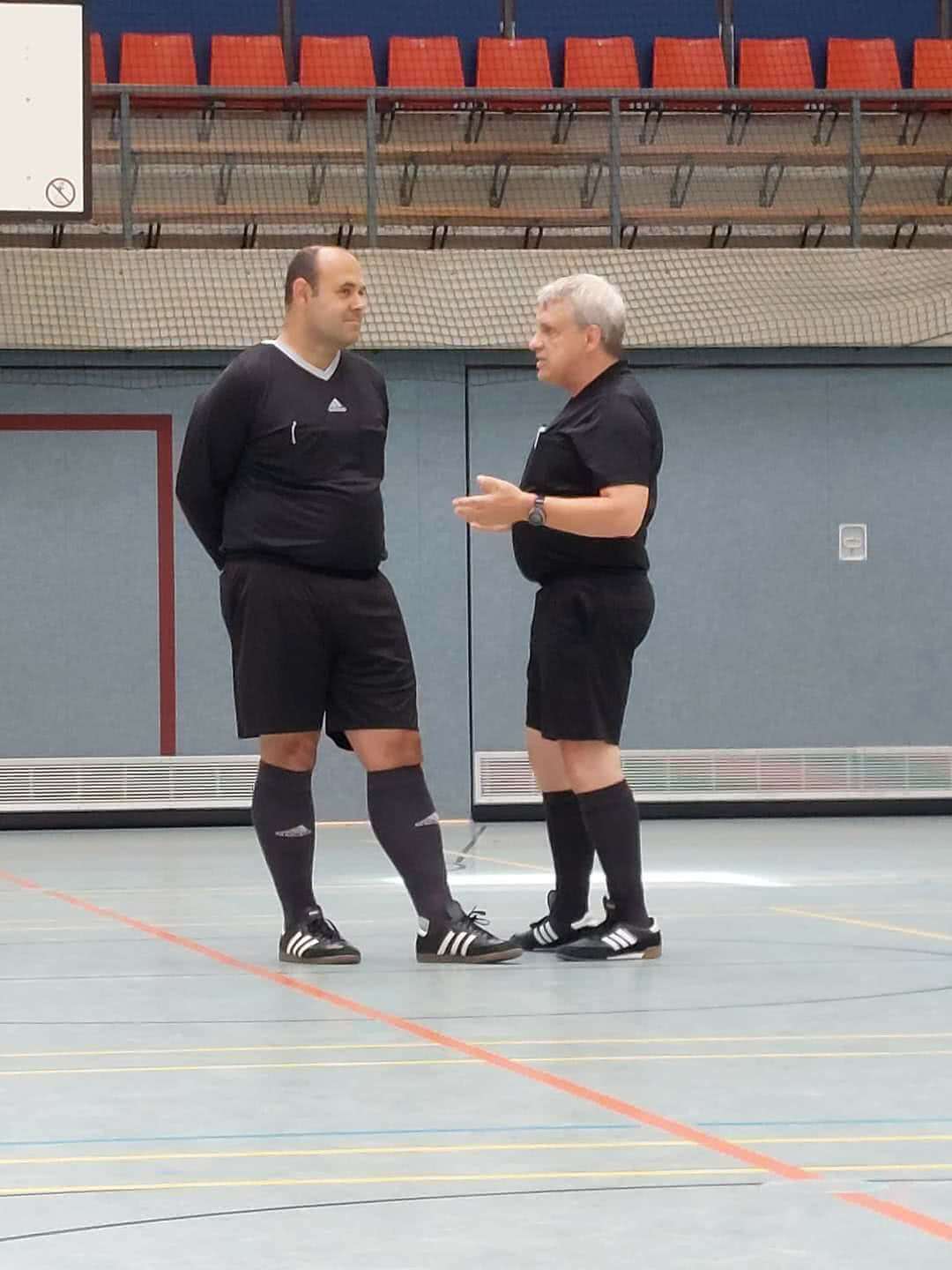Gereon Melchers (r.) im Fachgespräch mit Juan de Cruz Pujades